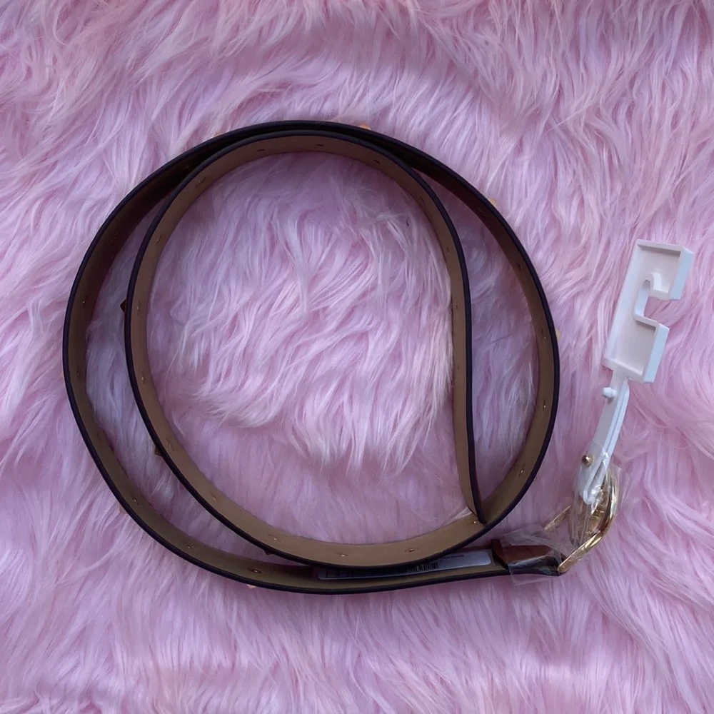 ✨ Michael Kors belt